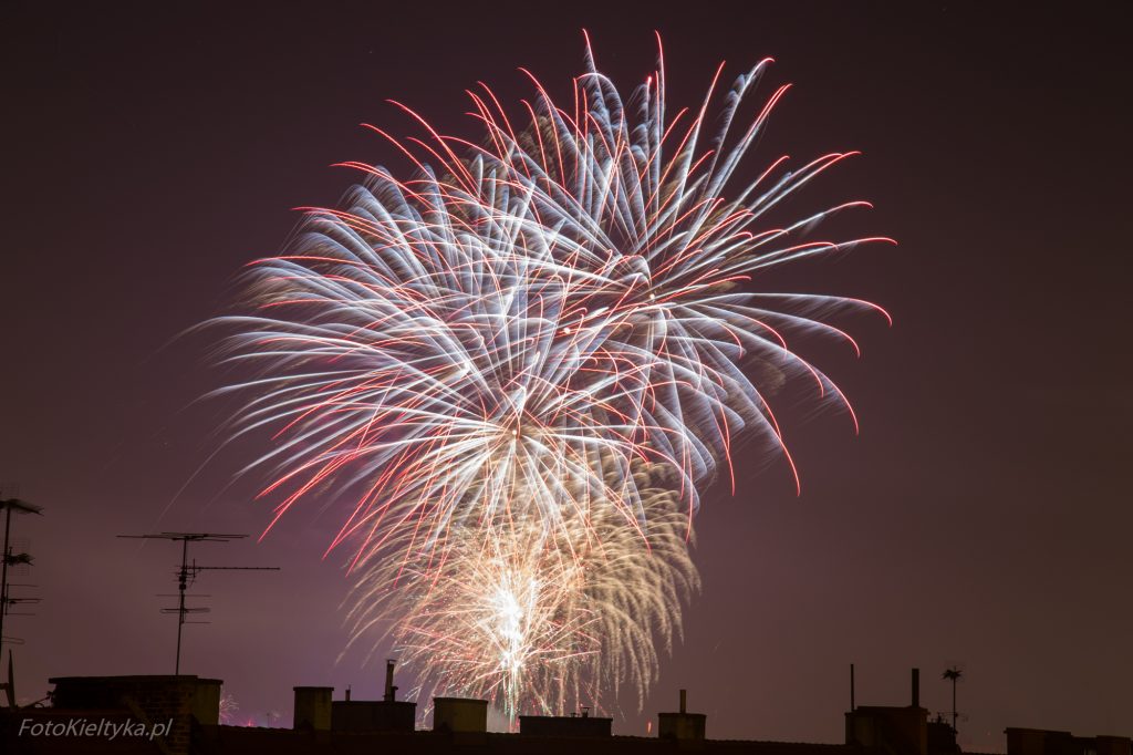 Sztuczne ognie<br><i>Fireworks</i>