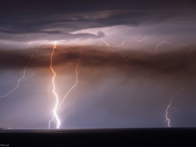 54Pioruny <br><i> Lightnings</i>
