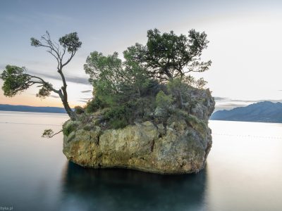 2892Brela, Chorwacja <br><i> Brela, Croatia </i>